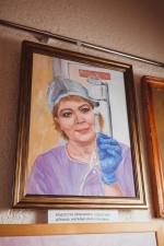 Доктор рисует доктора